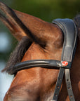 Detailfoto des Genickstücks vom gebisslosen Zaum Kieffer Ultrasoft® Kendra am Pferd