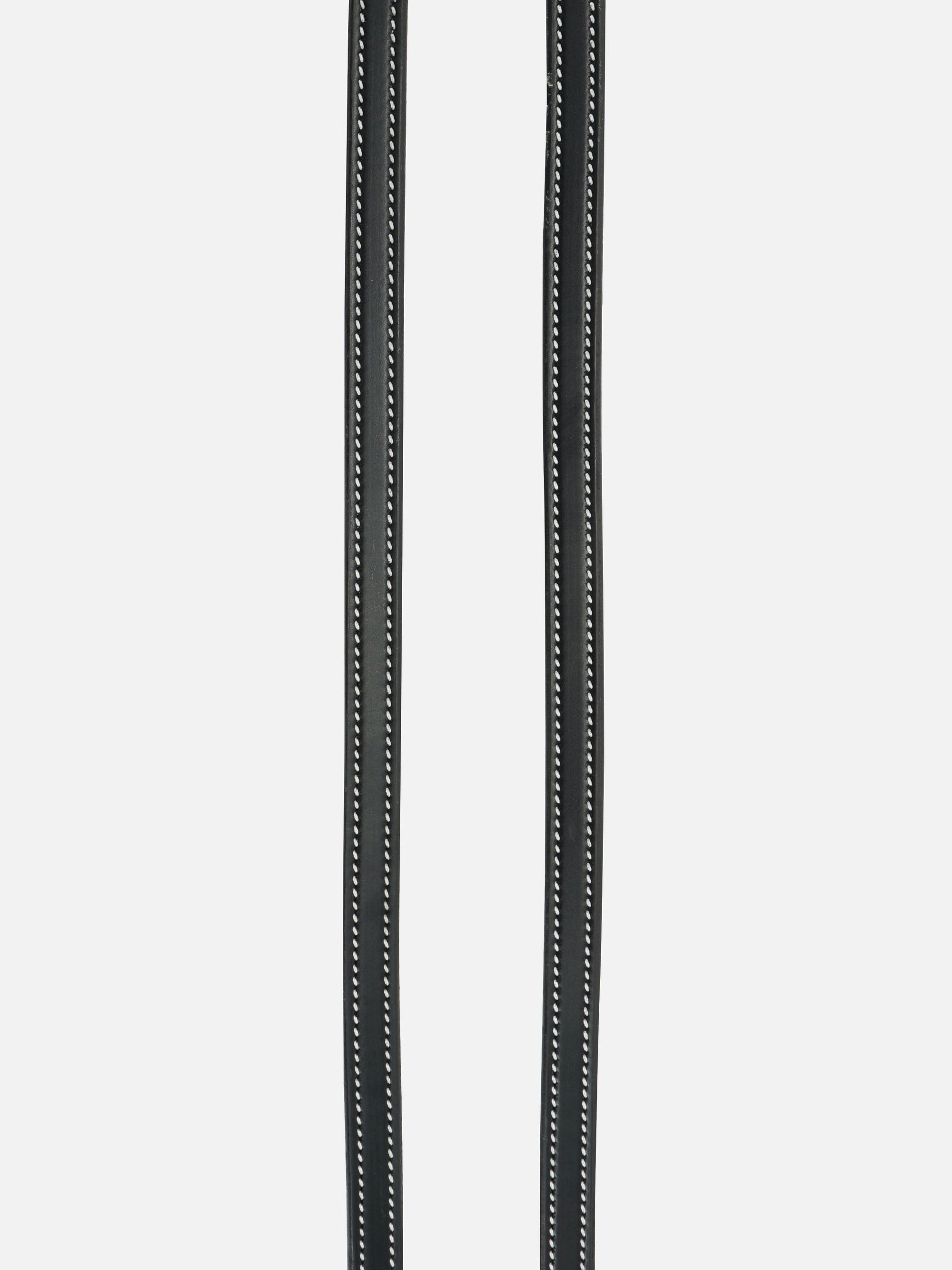 Detailfoto der Zügel Isabella in Schwarz mit silberfabenen Beschlägen und Ornamenten und weißen Kontrastnähten