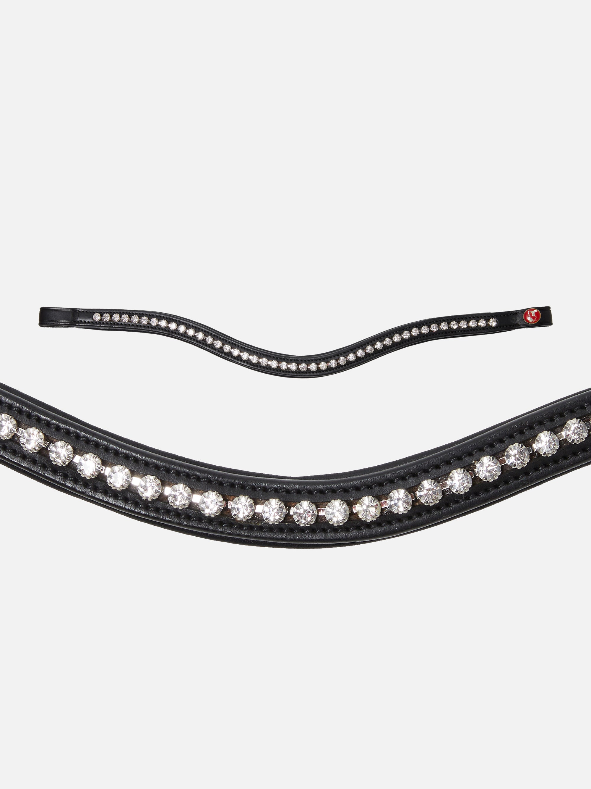 Detailfoto Trense Kieffer Ultrasoft® Amy Shine mit Lack in Schwarz mit Chrombeschlägen: geschwungenes Stirnband mit weißen Kristallen