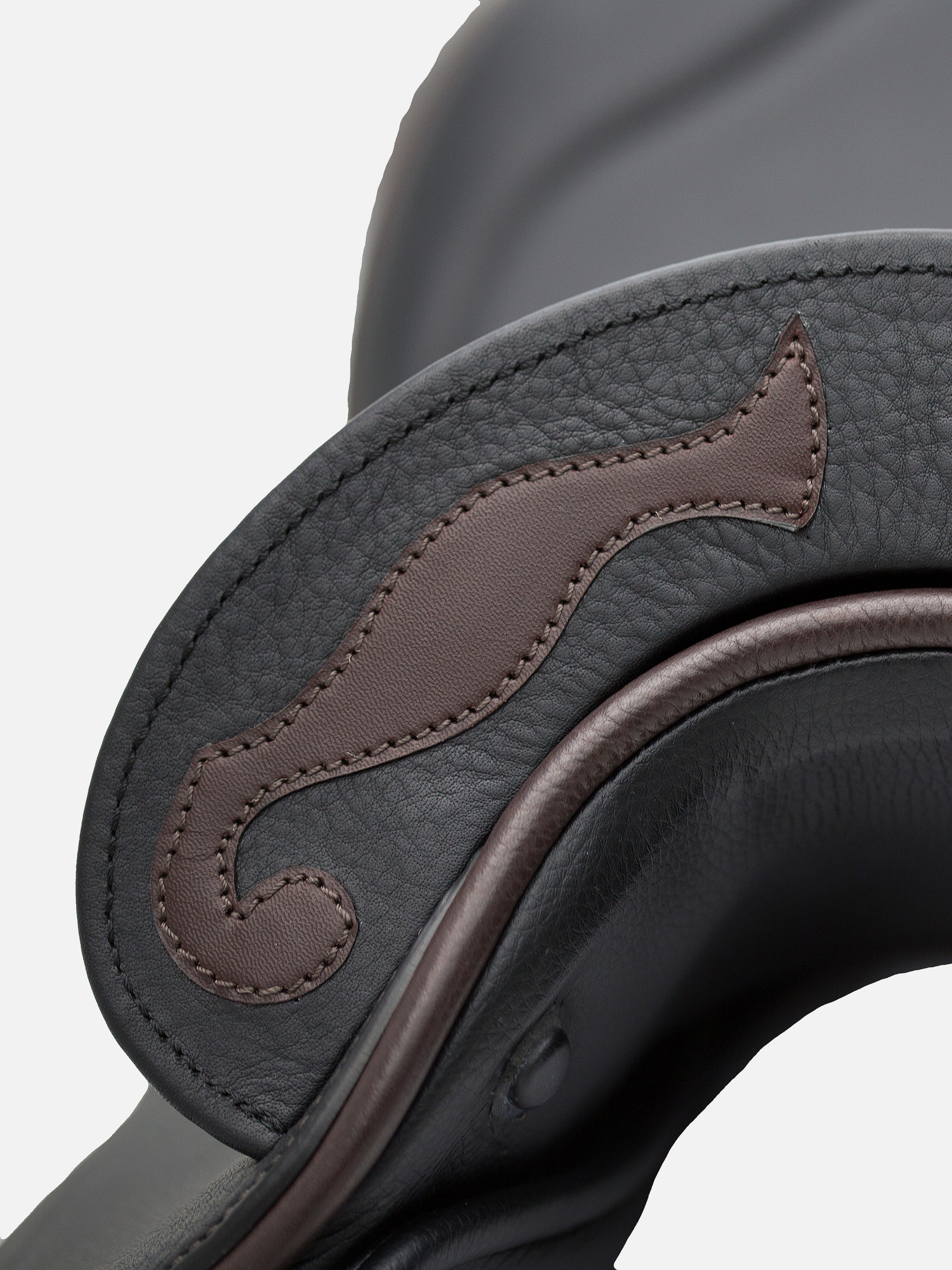 Detailfoto Trekkingsattel Trekk Vario: Front-Gallerie