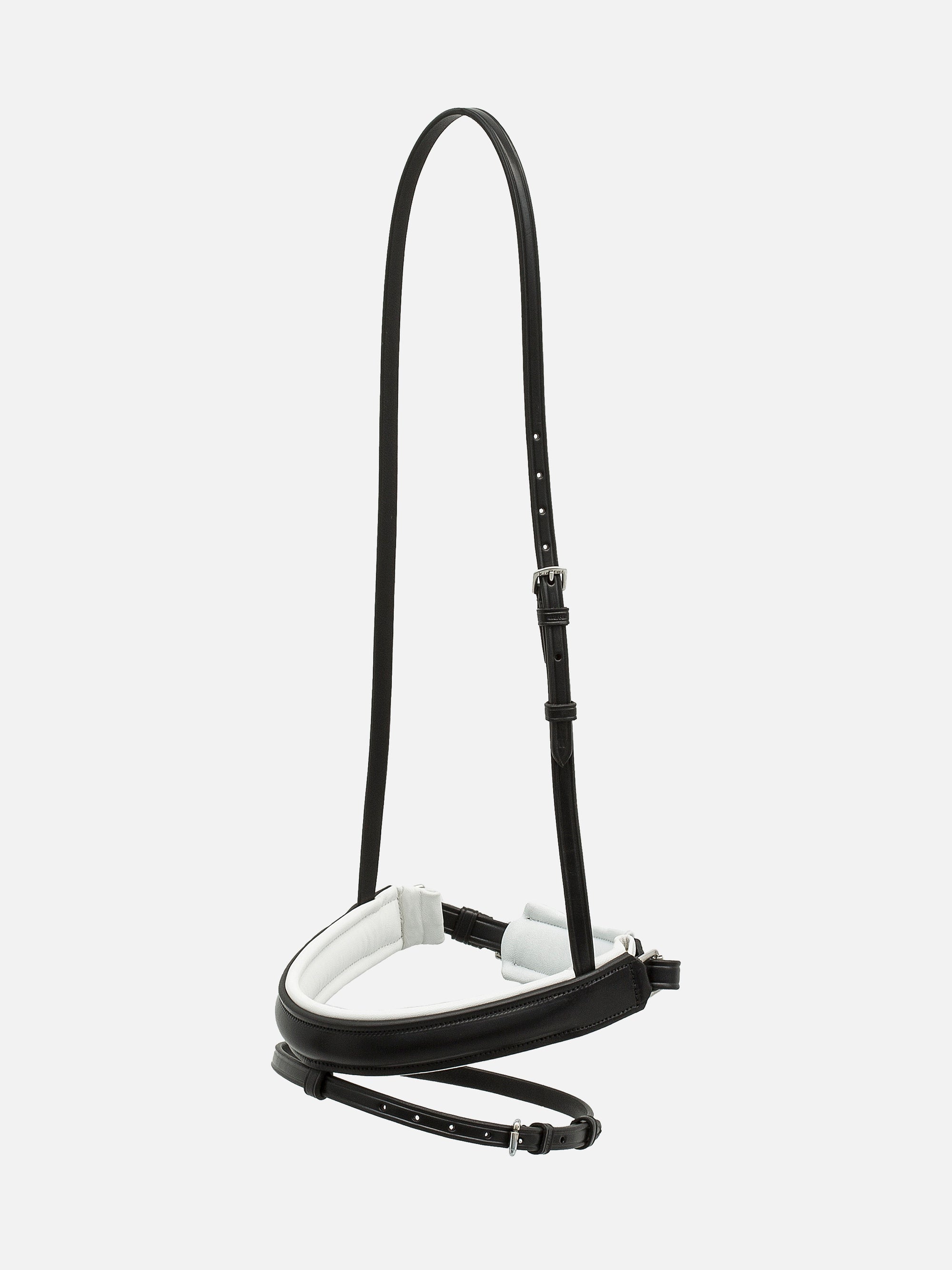 Schwedisches Reithalfter Madonna in Schwarz mit weißer Unterlegung und Chrombeschlägen