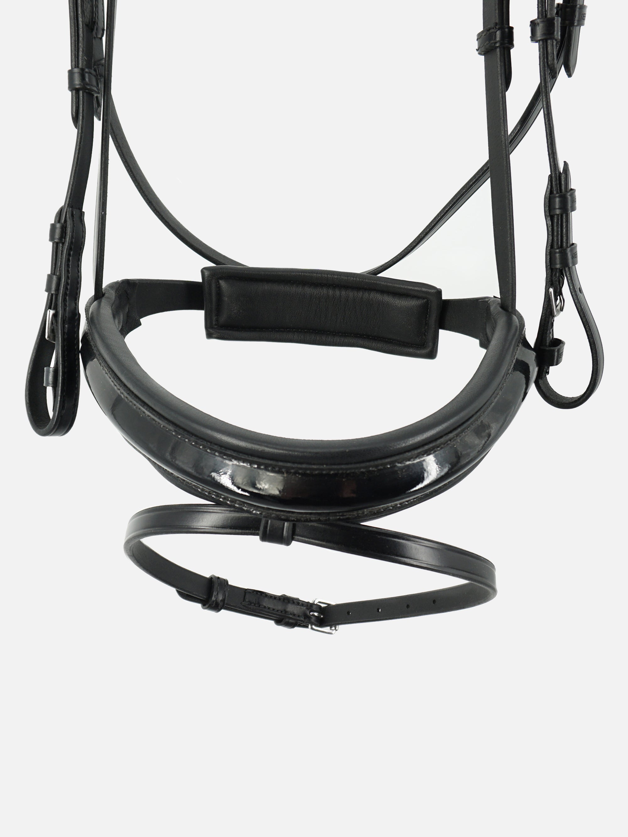 Detailfoto Trense Comfort Paris in Schwarz: Reithalfter mit schwarzem Lack