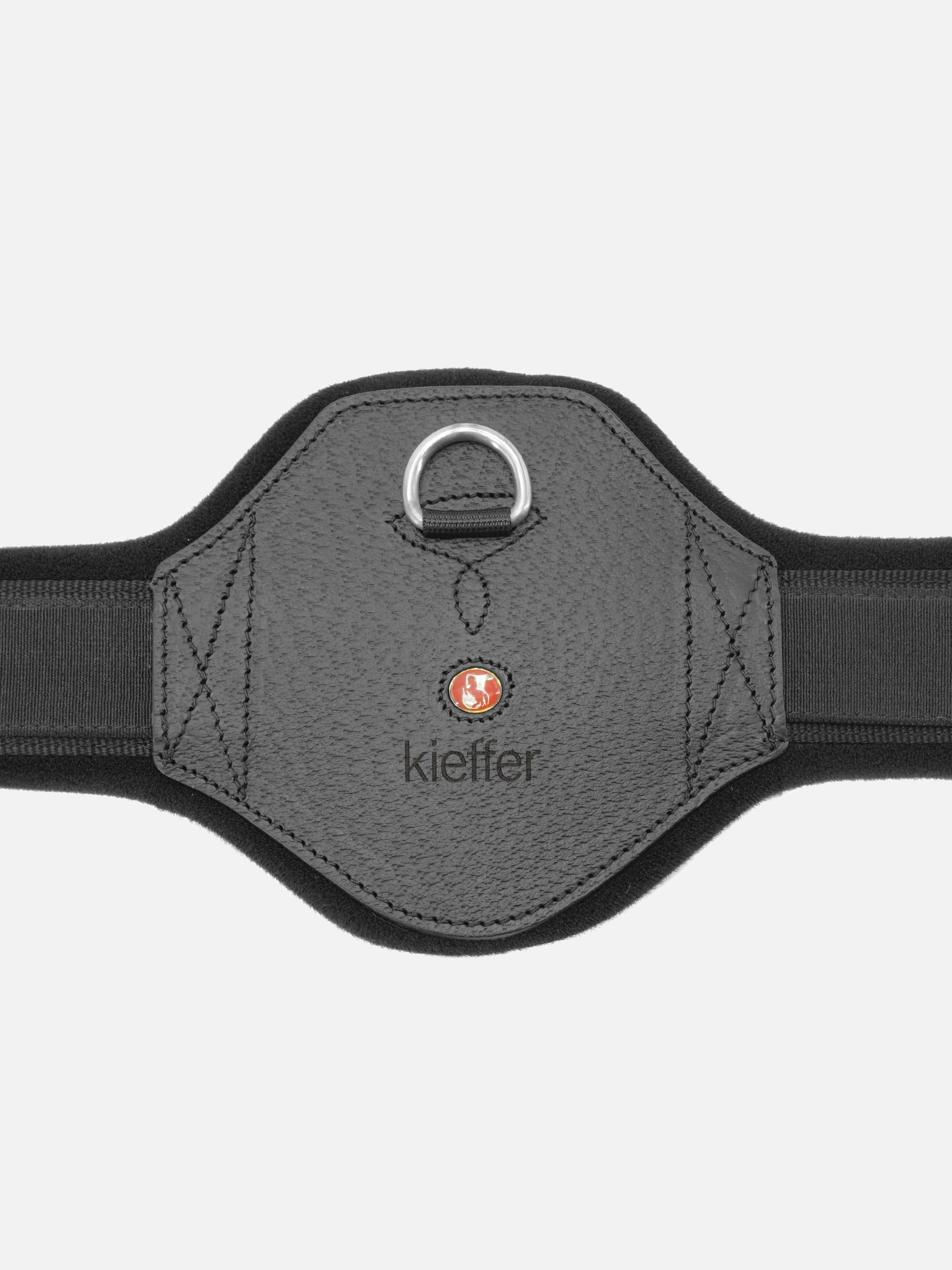 Detailfoto Langgurt Kieffer EquiConnect® mit Bauchauflage: Verstärkter Mittelteil mit D-Ring und Logoapplikation