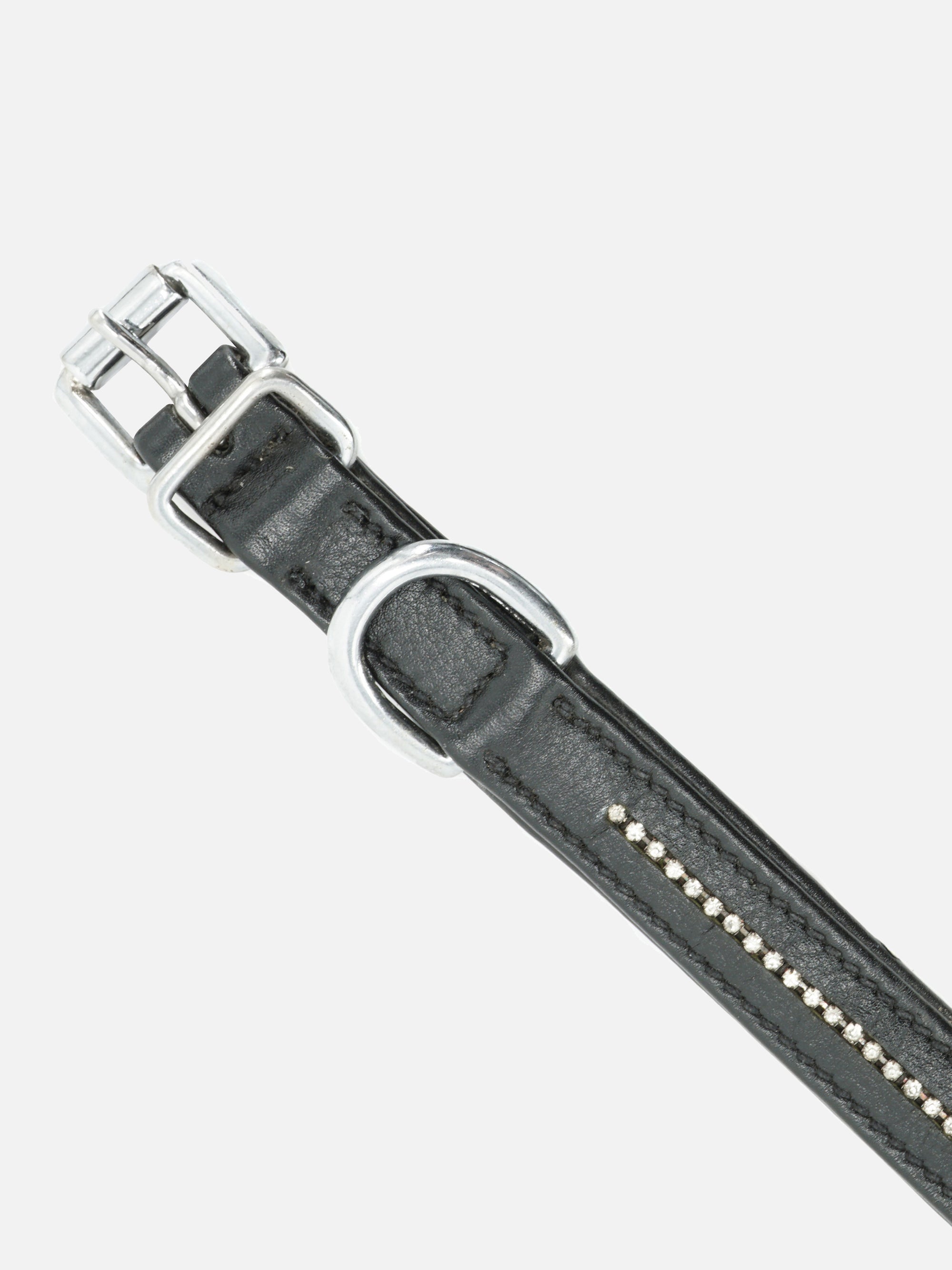 Detailfoto vom Verschluß des Hundehalsbands Kieffer Ultrasoft® in Schwarz mit kleinen weißen Kristallen