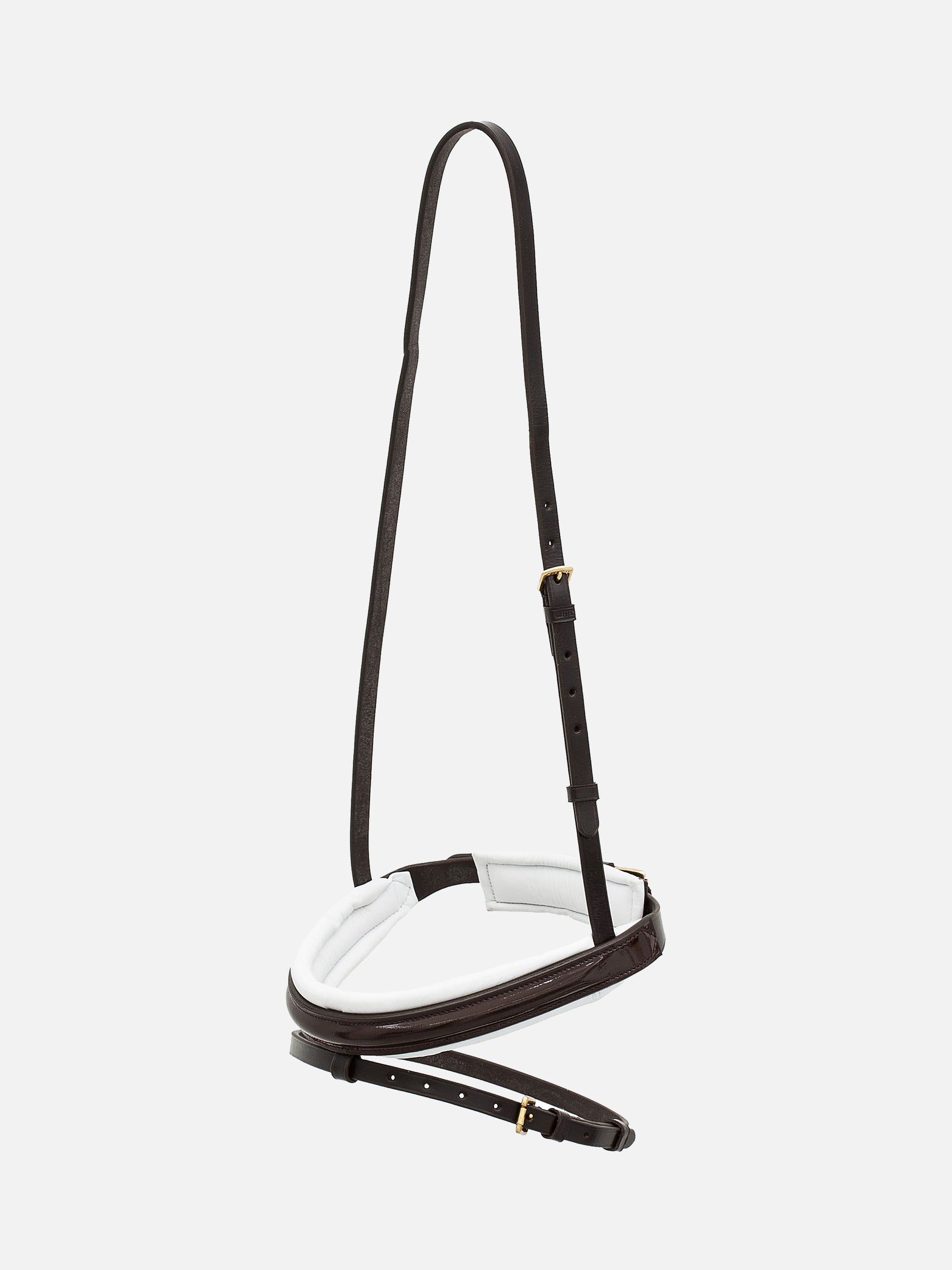 Englisch kombiniertes Lack-Reithalfter Comfort Paris II in Braun, weiß unterlegt mit Messingbeschlägen